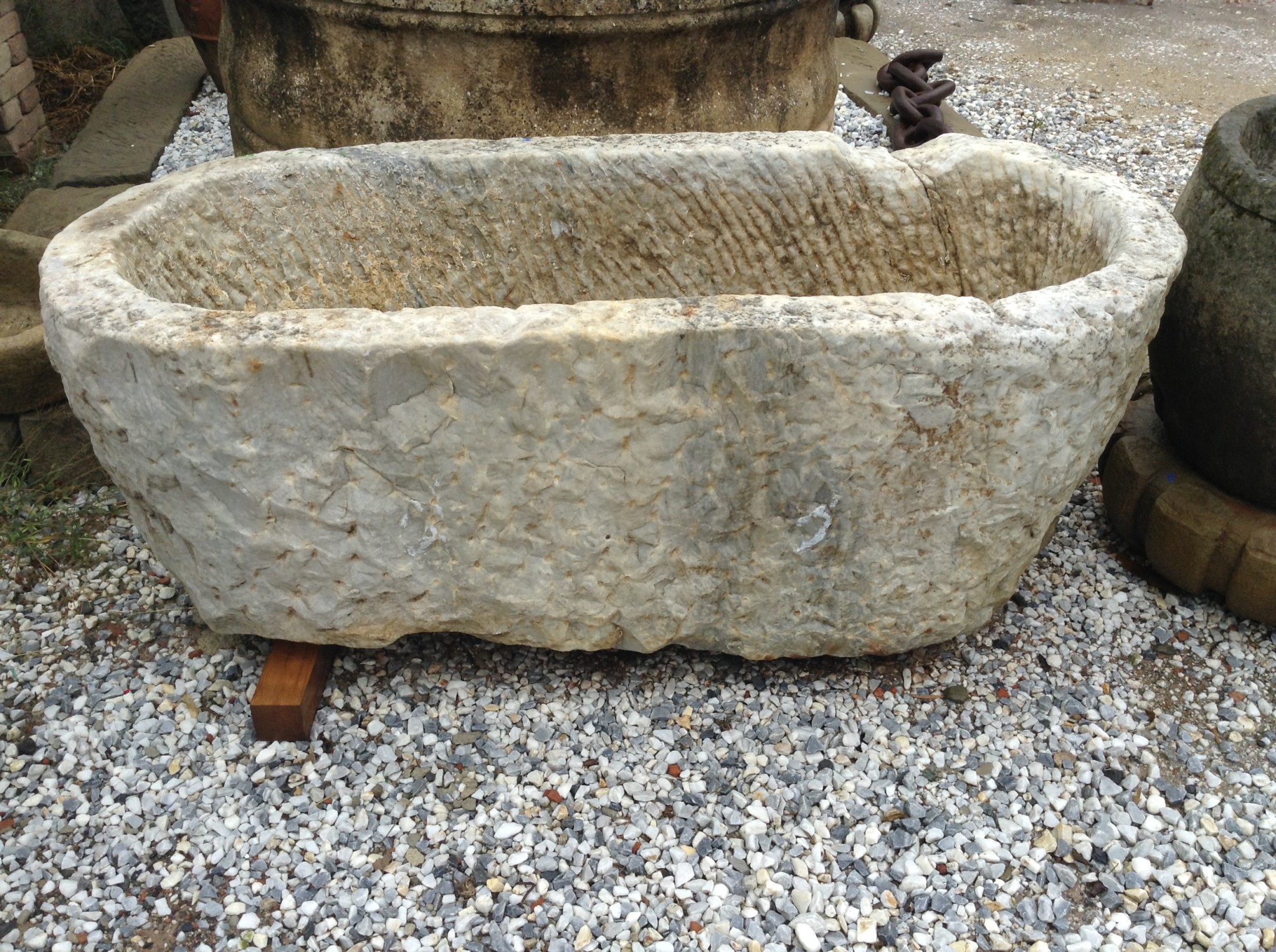 antica vasca da bagno in marmo vasca da bagno continua a leggere